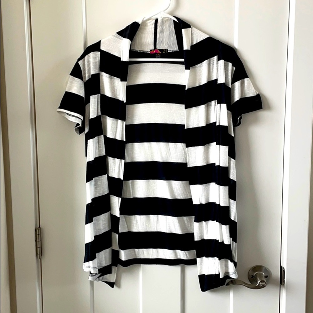 Lightweight short sleeve cardigan